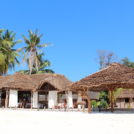 Le Zahir De L'Ile - Iranja Villa Nosy-Be Esterno foto