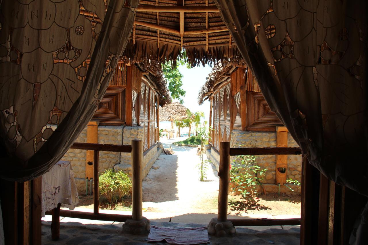 Le Zahir De L'Ile - Iranja Villa Nosy-Be Esterno foto